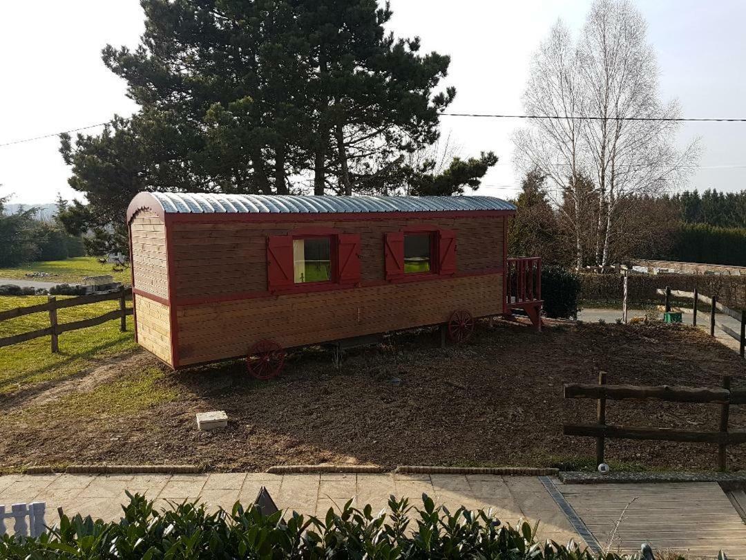 アブレッシュフィラー Tiny House Sam Suffitゲストハウス エクステリア 写真